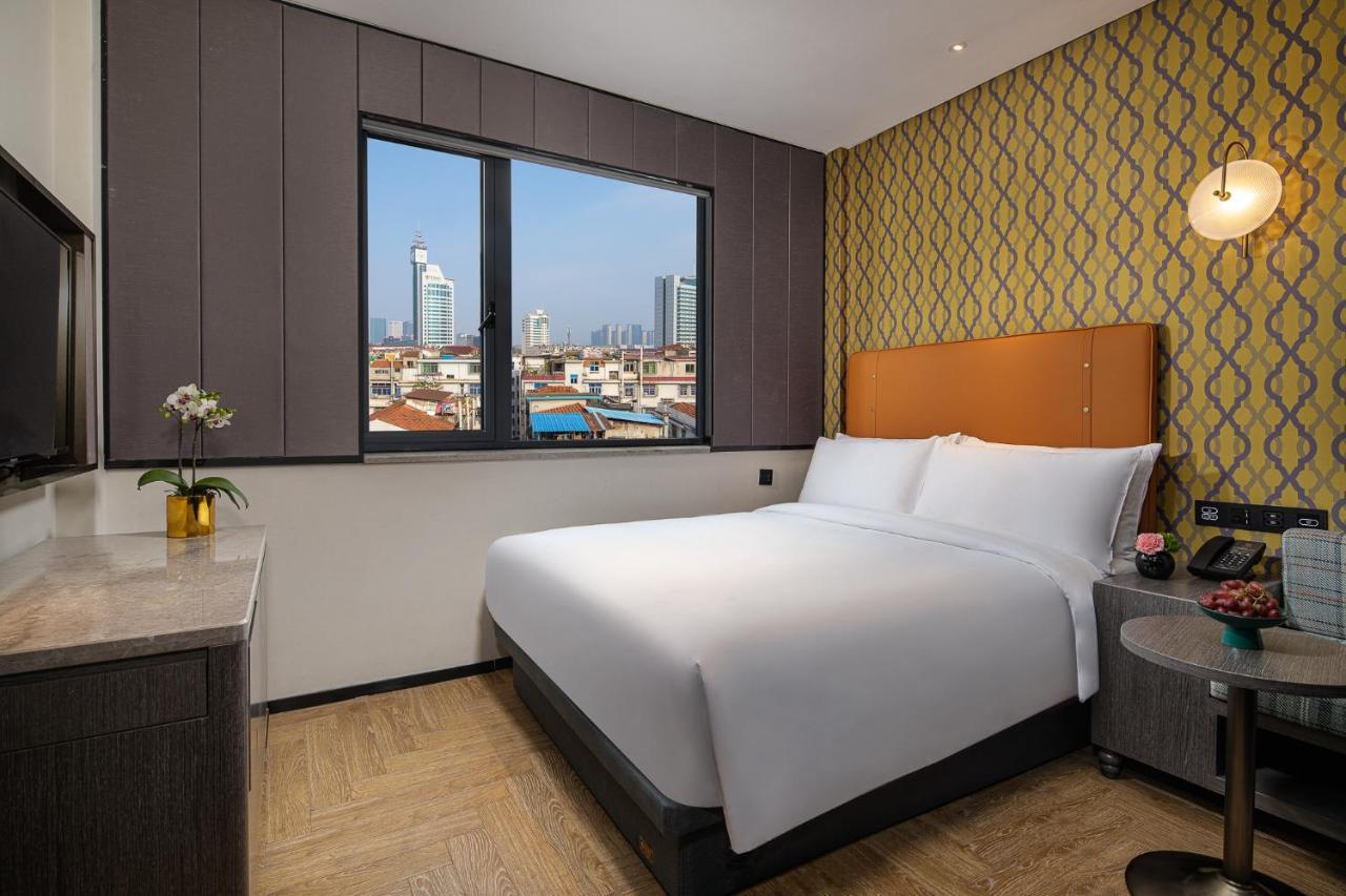 Kasion Pugis Hotel Иу Экстерьер фото
