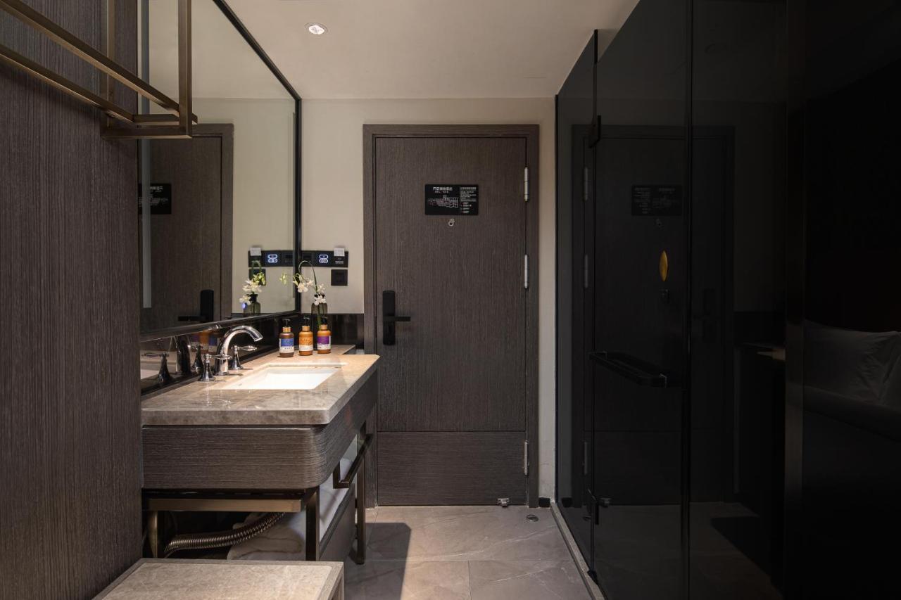 Kasion Pugis Hotel Иу Экстерьер фото