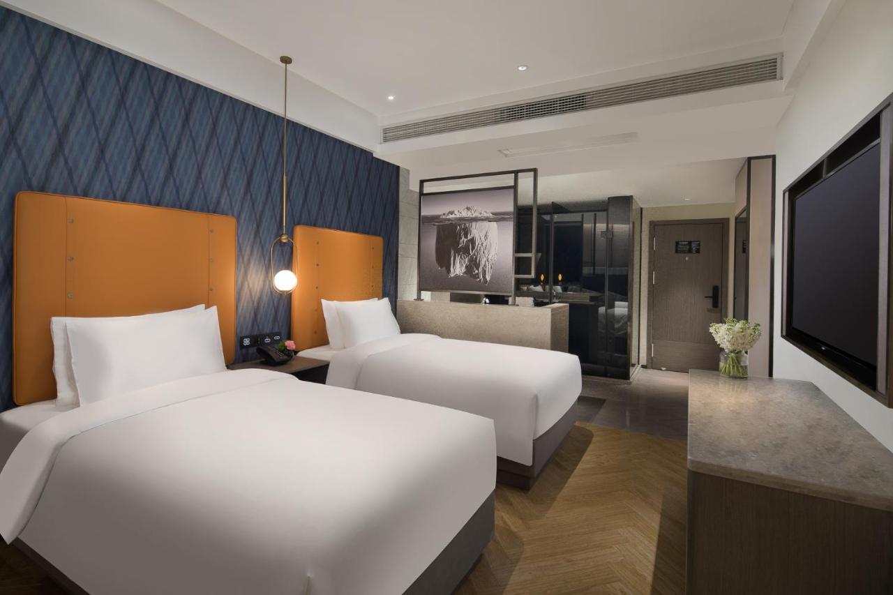 Kasion Pugis Hotel Иу Экстерьер фото
